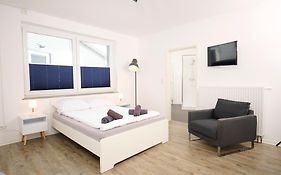 Shipyard Guesthouse Gästehaus für Geschäftsreisende und Monteure an der Elsflether Werft und Trainingcenter Heinemann Solutions GmbH